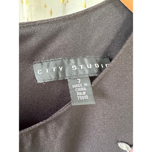 City Studio Juniors Embellished Beaded Floral Pattern Jewels Sheath Mini Dress 7 - Picture 4 of 6